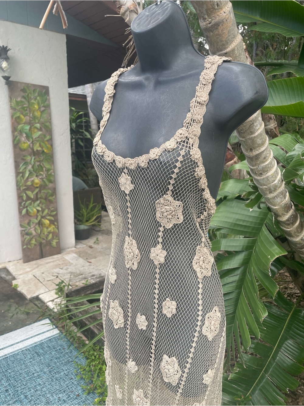 lace, crochet, rosette, and mash dress - Picture 3 of 10